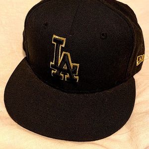 59Fifty Black&Gold LADodgers fitted cap Unused, stickers removed Size 7 (55.8cm)